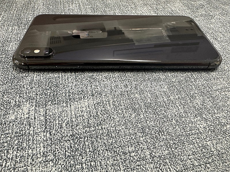 아이폰XS MAX 64G 블랙 상태좋은 가성비 꿀폰 21만원 판매해요--6